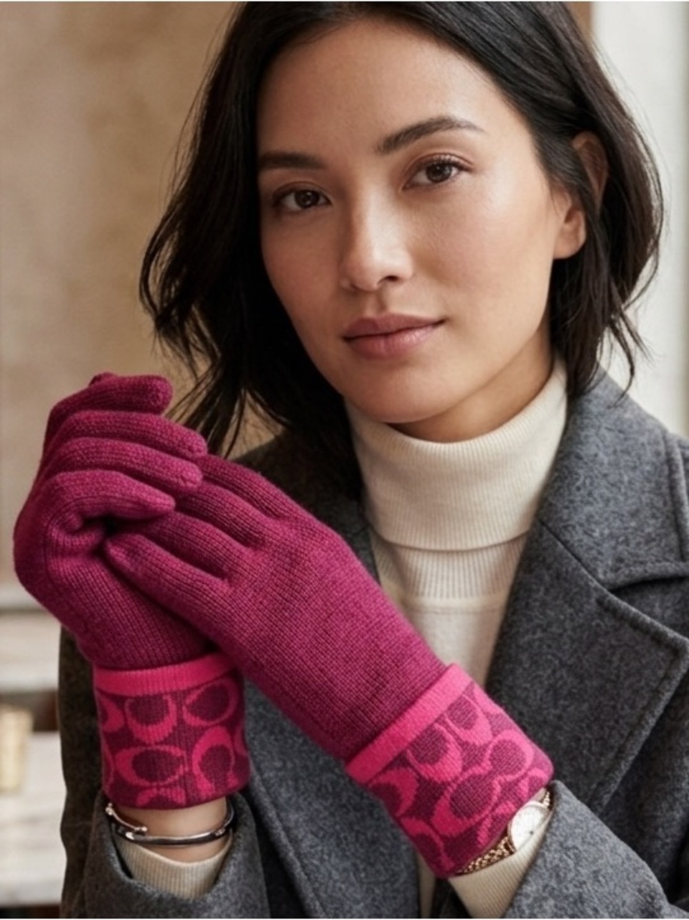 Coach Signature Knit Touch Gloves NWT